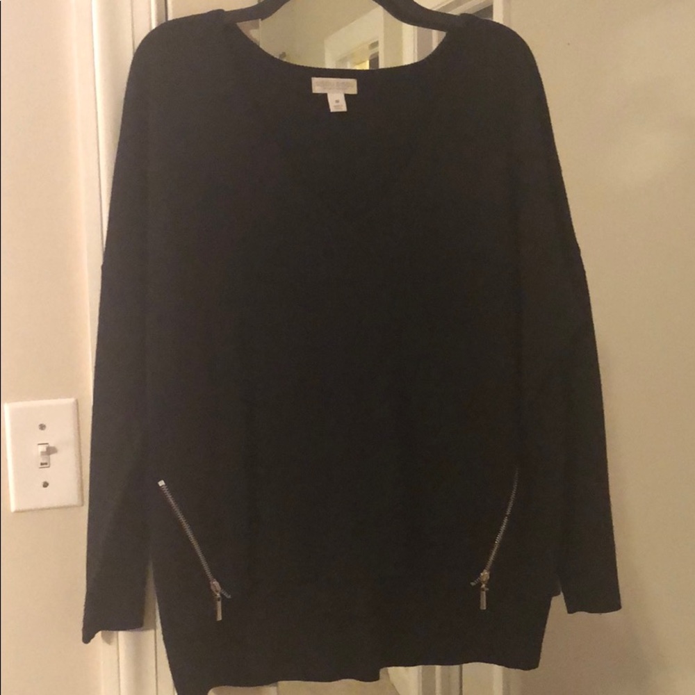 Black V Neck Zipper front Tunic Sweater